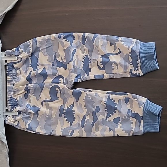 Baby clothing set - Picture 2 of 5